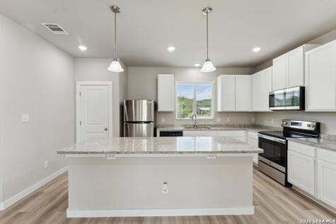 21503 Sir Walter San Antonio TX 78256