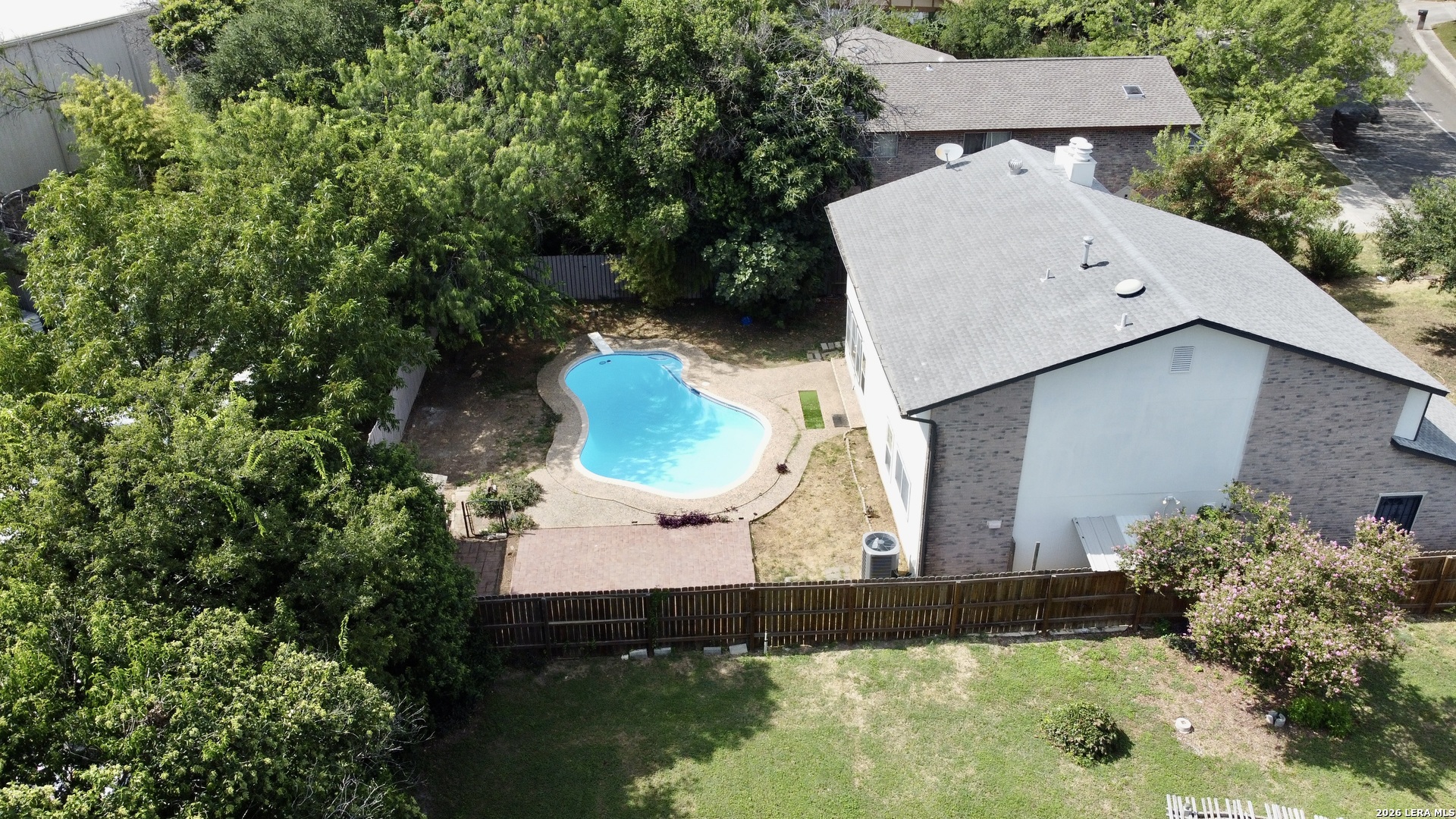 8711 Woods End San Antonio TX 78240