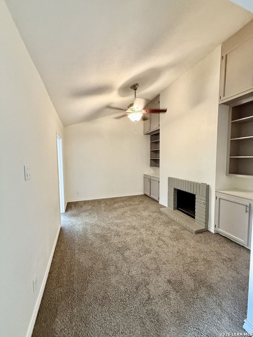 8711 Woods End San Antonio TX 78240