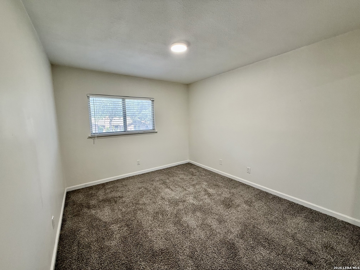 8711 Woods End San Antonio TX 78240