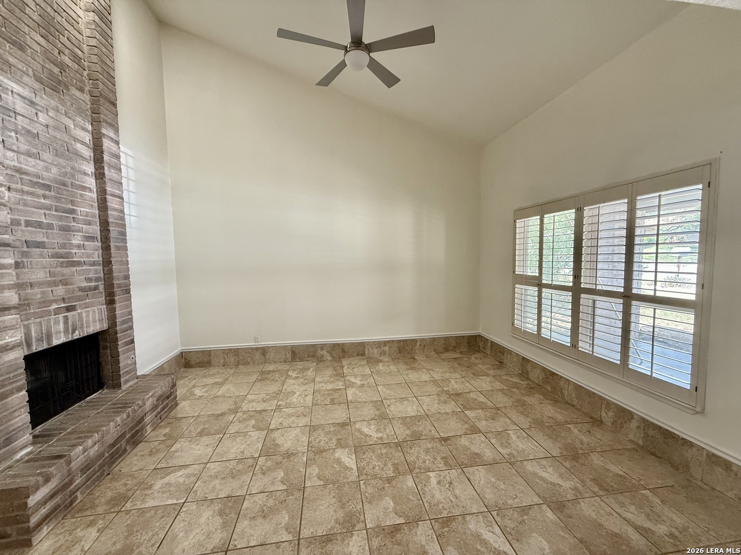 8711 Woods End San Antonio TX 78240