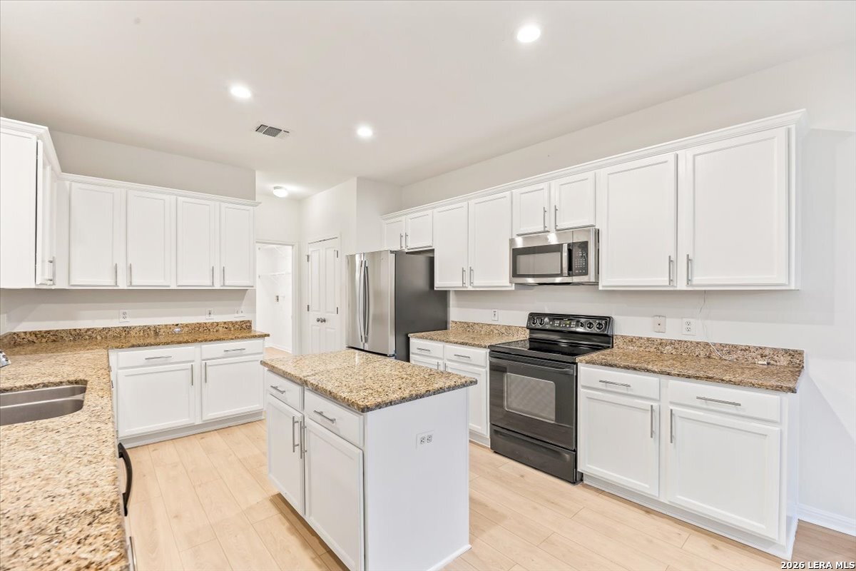 240 Cinnabar Trail Cibolo TX 78108
