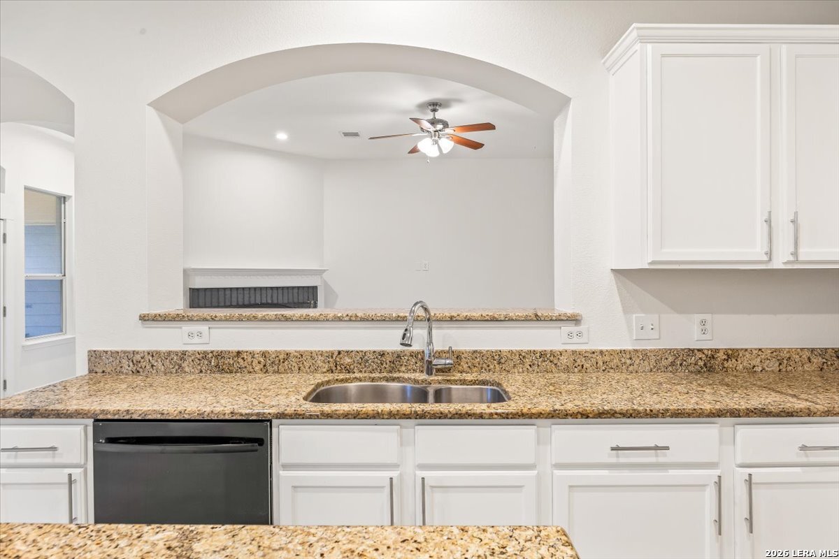 240 Cinnabar Trail Cibolo TX 78108