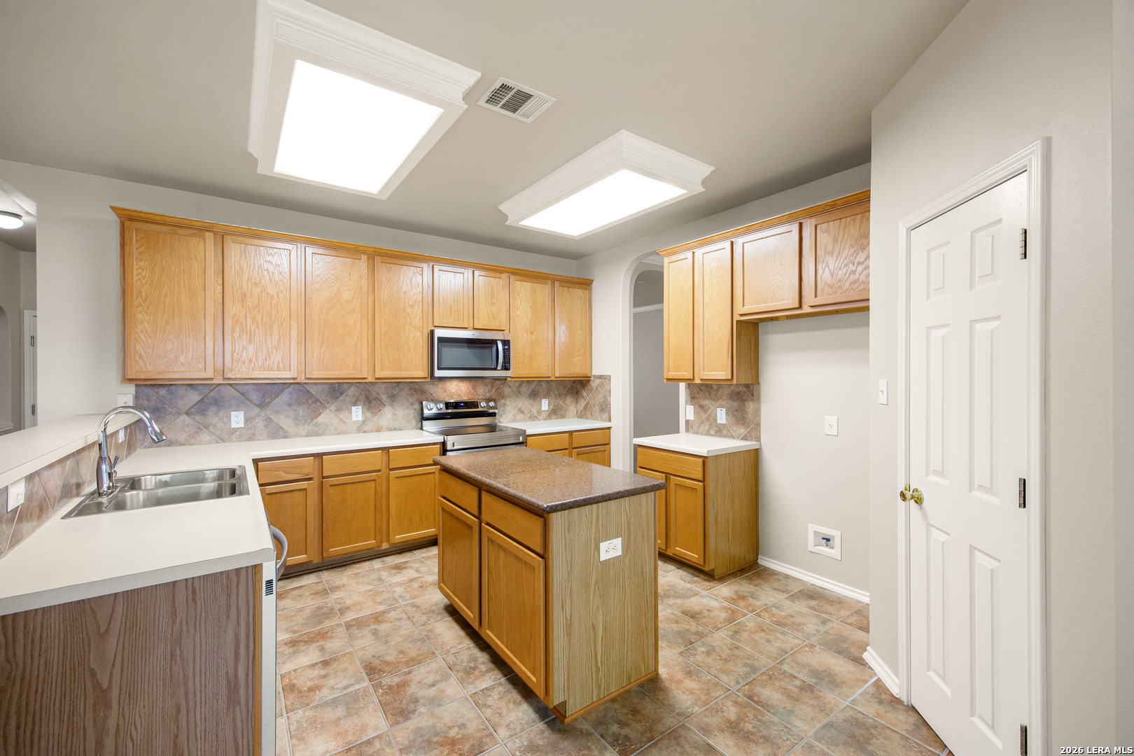 17230 Darien Wing San Antonio TX 78247