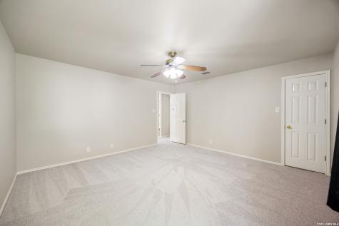 17230 Darien Wing San Antonio TX 78247