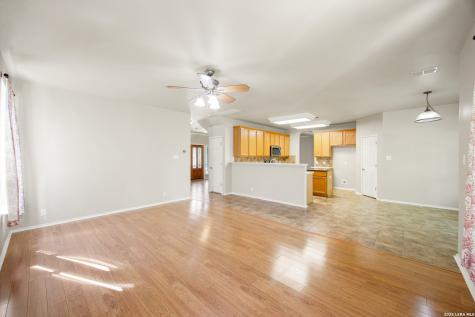 17230 Darien Wing San Antonio TX 78247