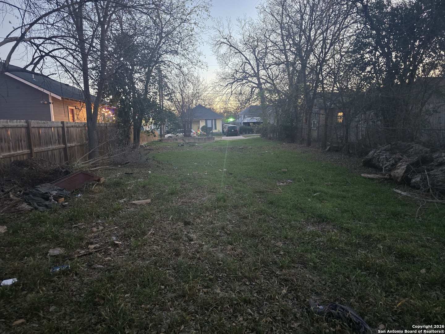 1327 Burleson San Antonio TX 78202
