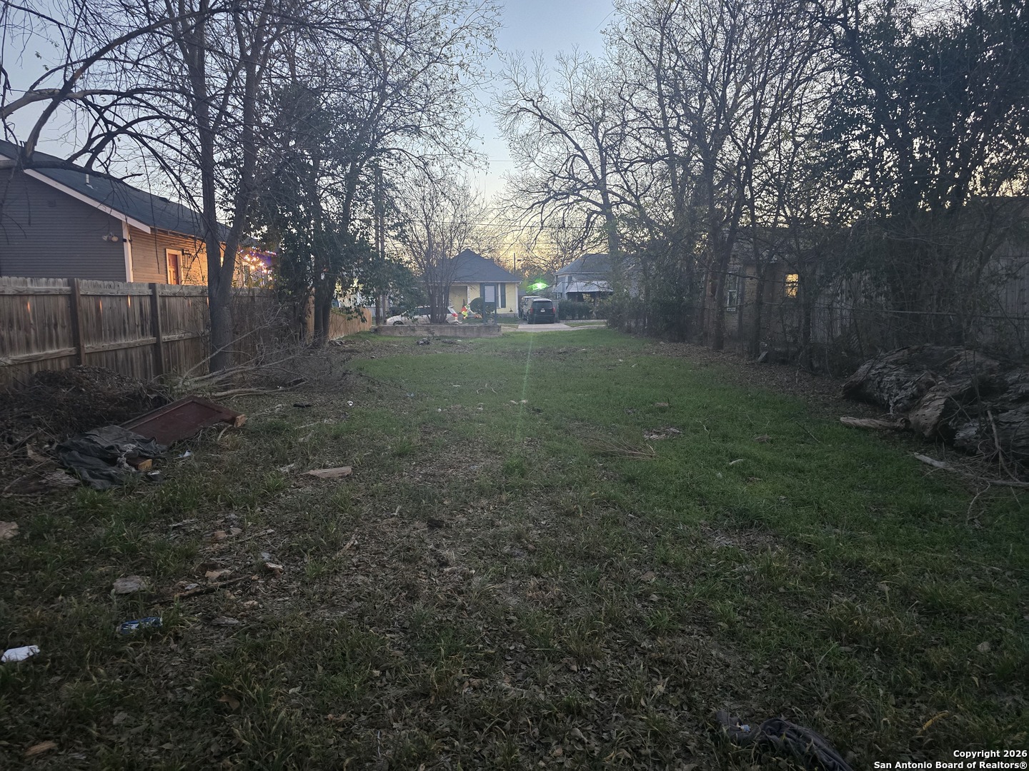 1327 Burleson San Antonio TX 78202