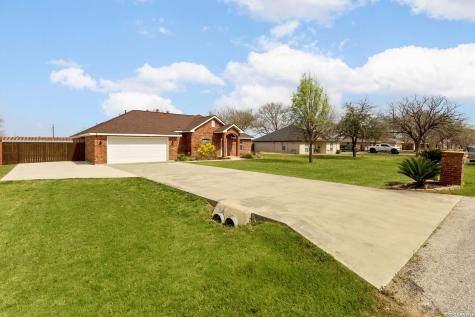 1456 Prairie Rose Seguin TX 78155