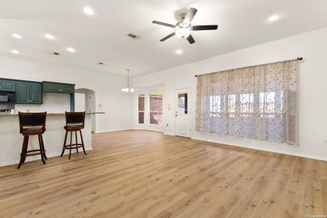 1456 Prairie Rose Seguin TX 78155