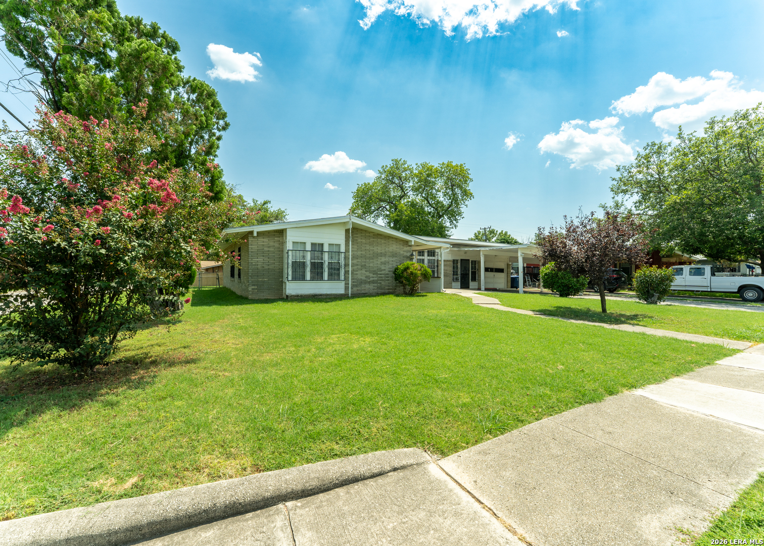 378 Millwood Lane San Antonio TX 78216