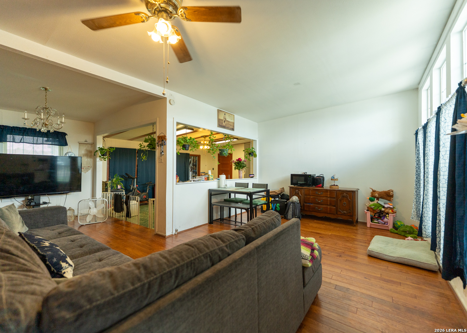 378 Millwood Lane San Antonio TX 78216