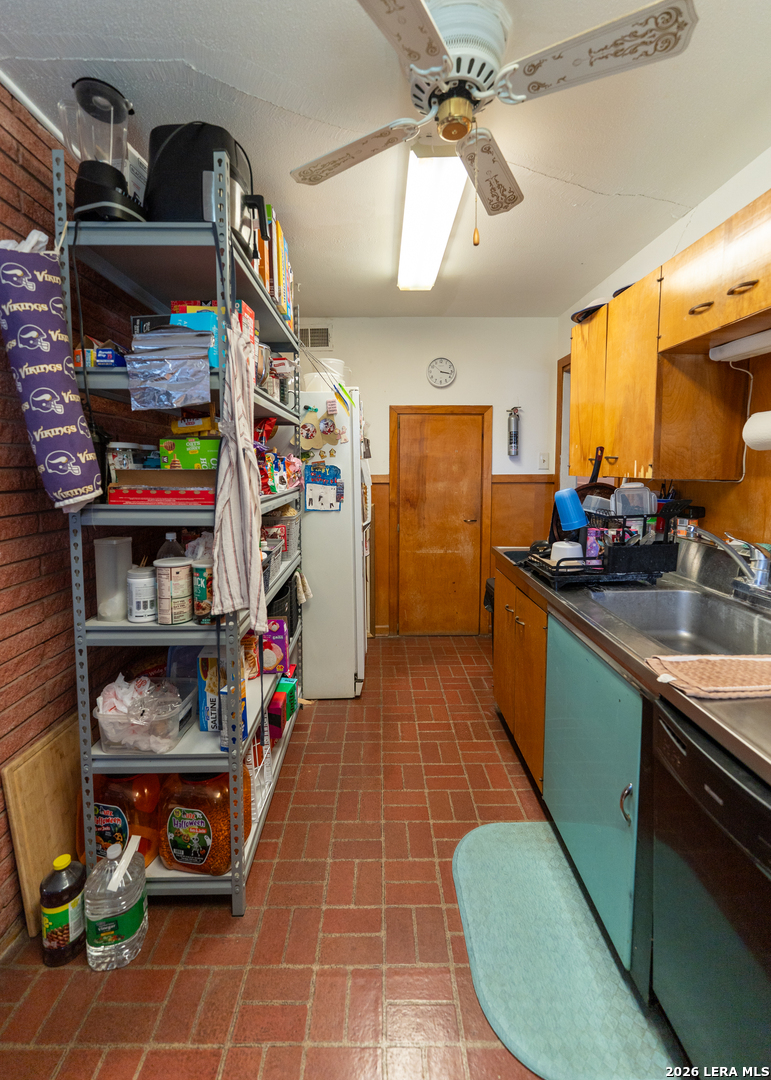 378 Millwood Lane San Antonio TX 78216