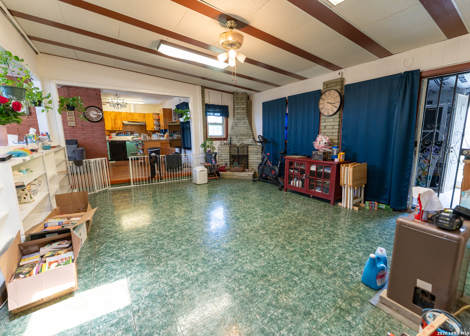 378 Millwood Lane San Antonio TX 78216