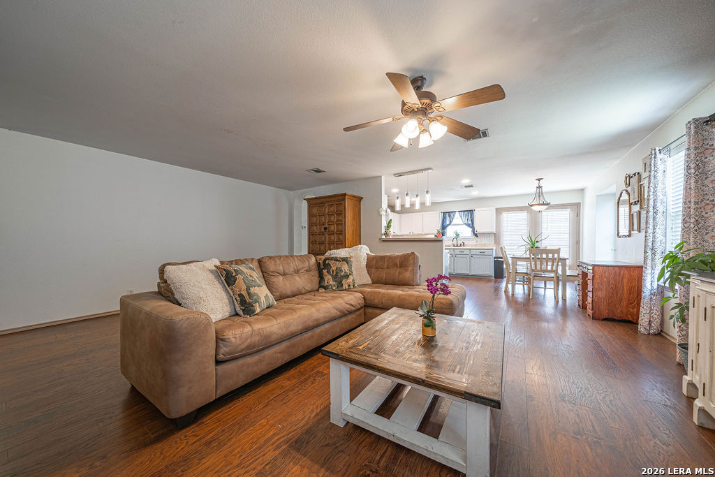 9115 Pumpkin Ridge Selma TX 78154