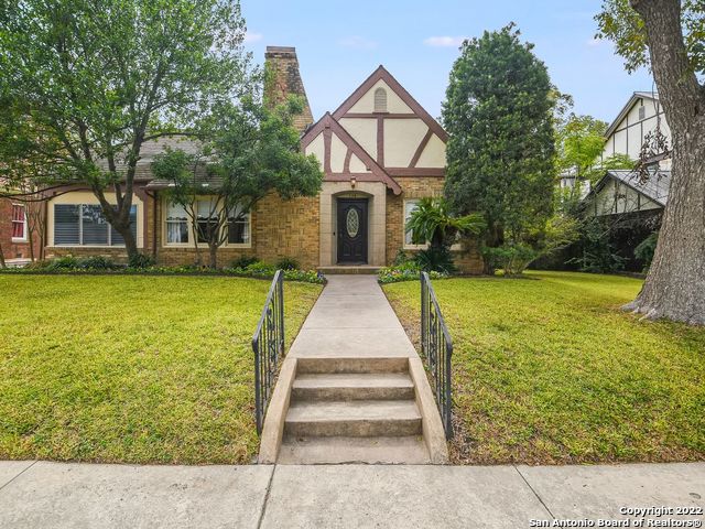 134 E Lullwood Avenue San Antonio TX 78212