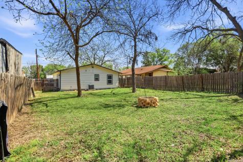 246 S West End New Braunfels TX 78130