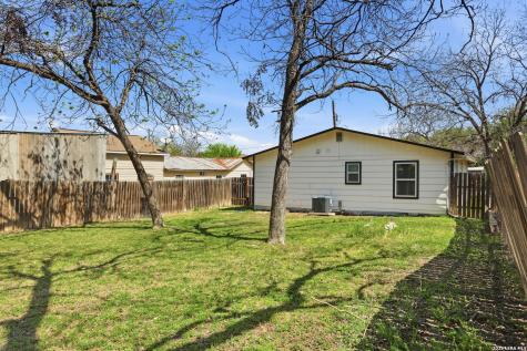 246 S West End New Braunfels TX 78130