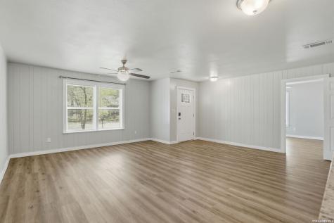 246 S West End New Braunfels TX 78130