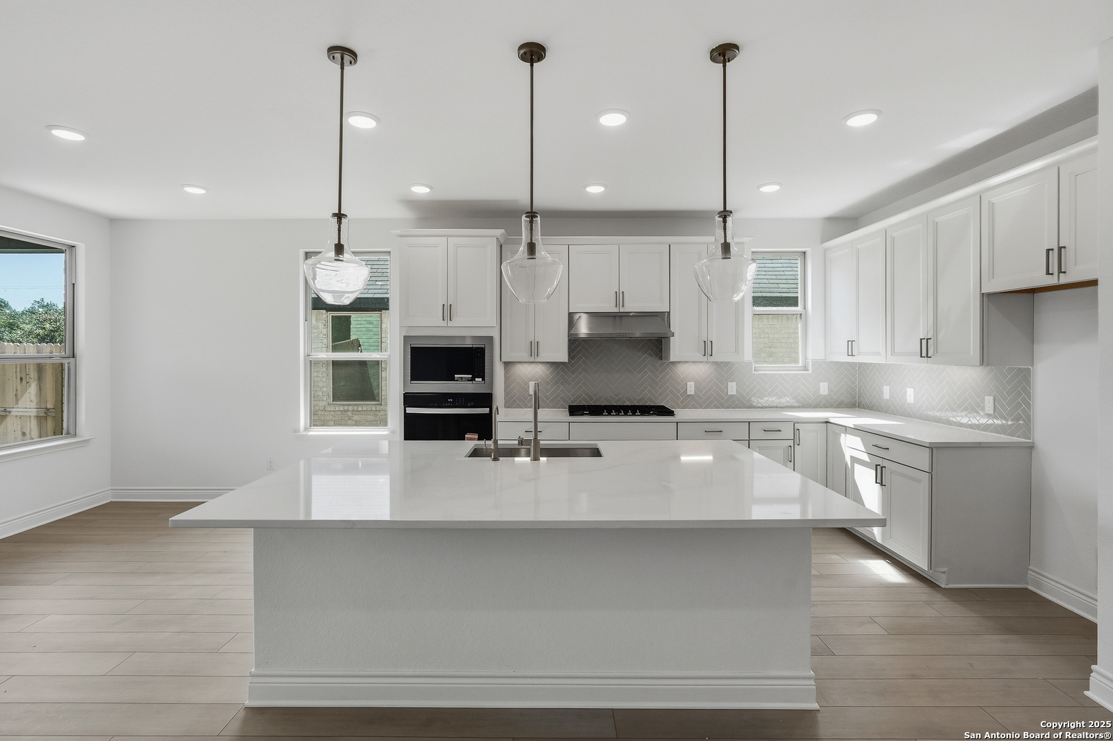 347 Alpine Lakes New Braunfels TX 78130