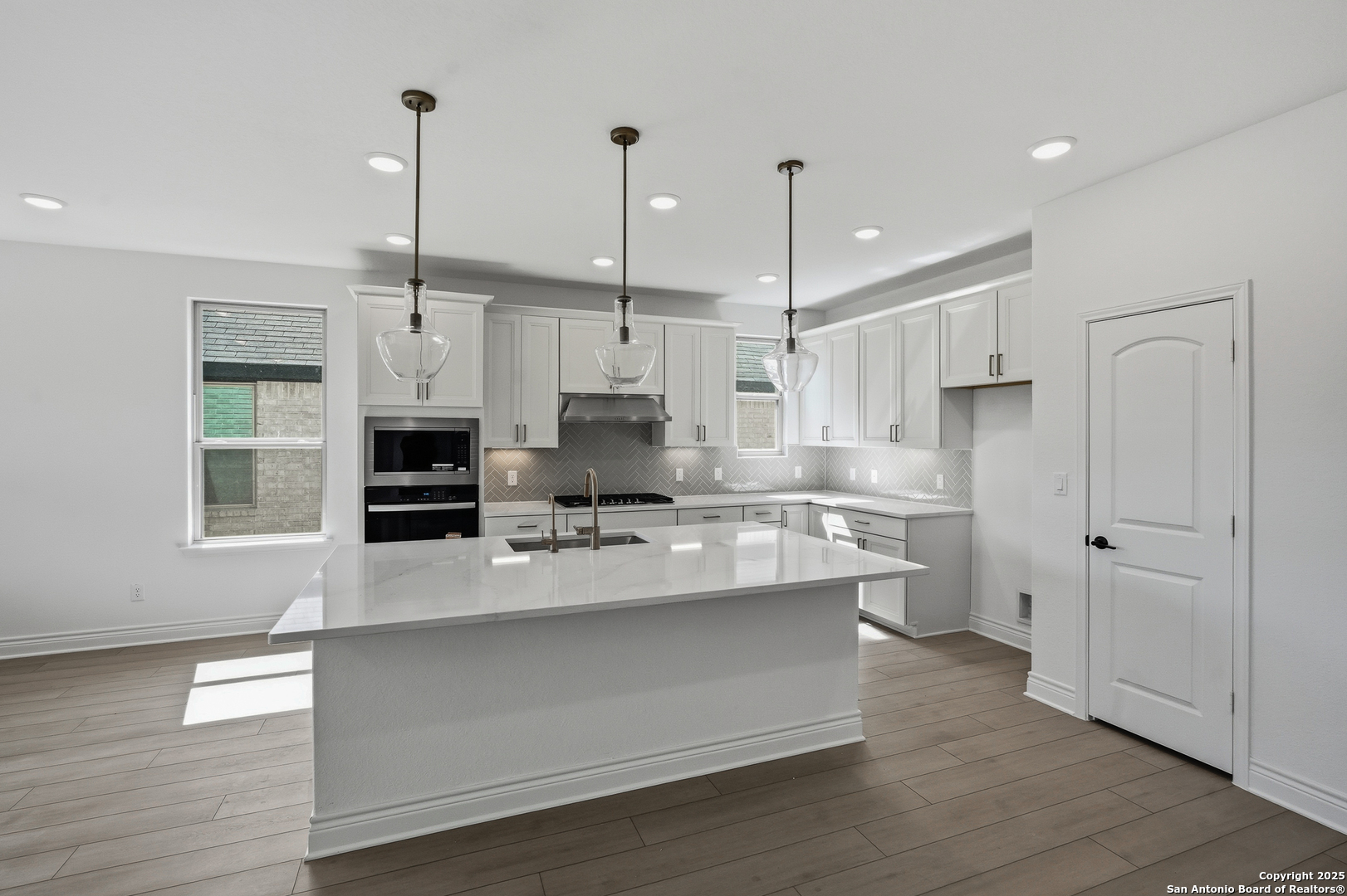 347 Alpine Lakes New Braunfels TX 78130