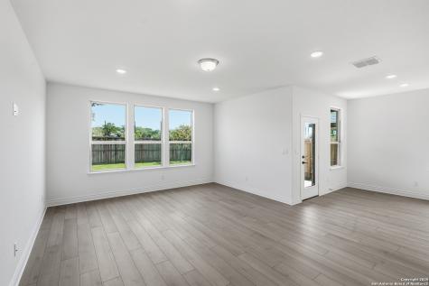 347 Alpine Lakes New Braunfels TX 78130
