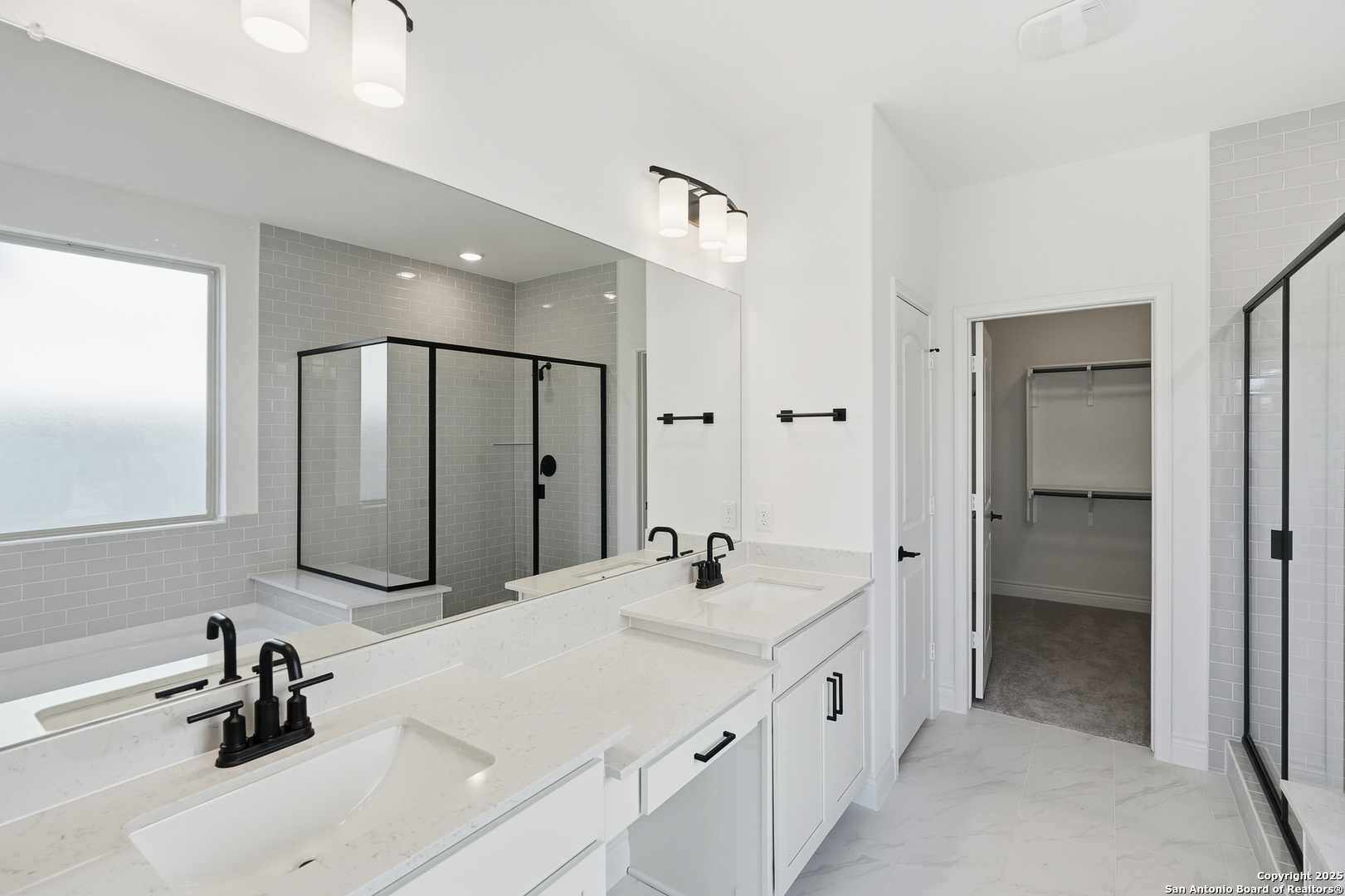347 Alpine Lakes New Braunfels TX 78130