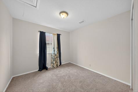 1822 Kingsbridge San Antonio TX 78253