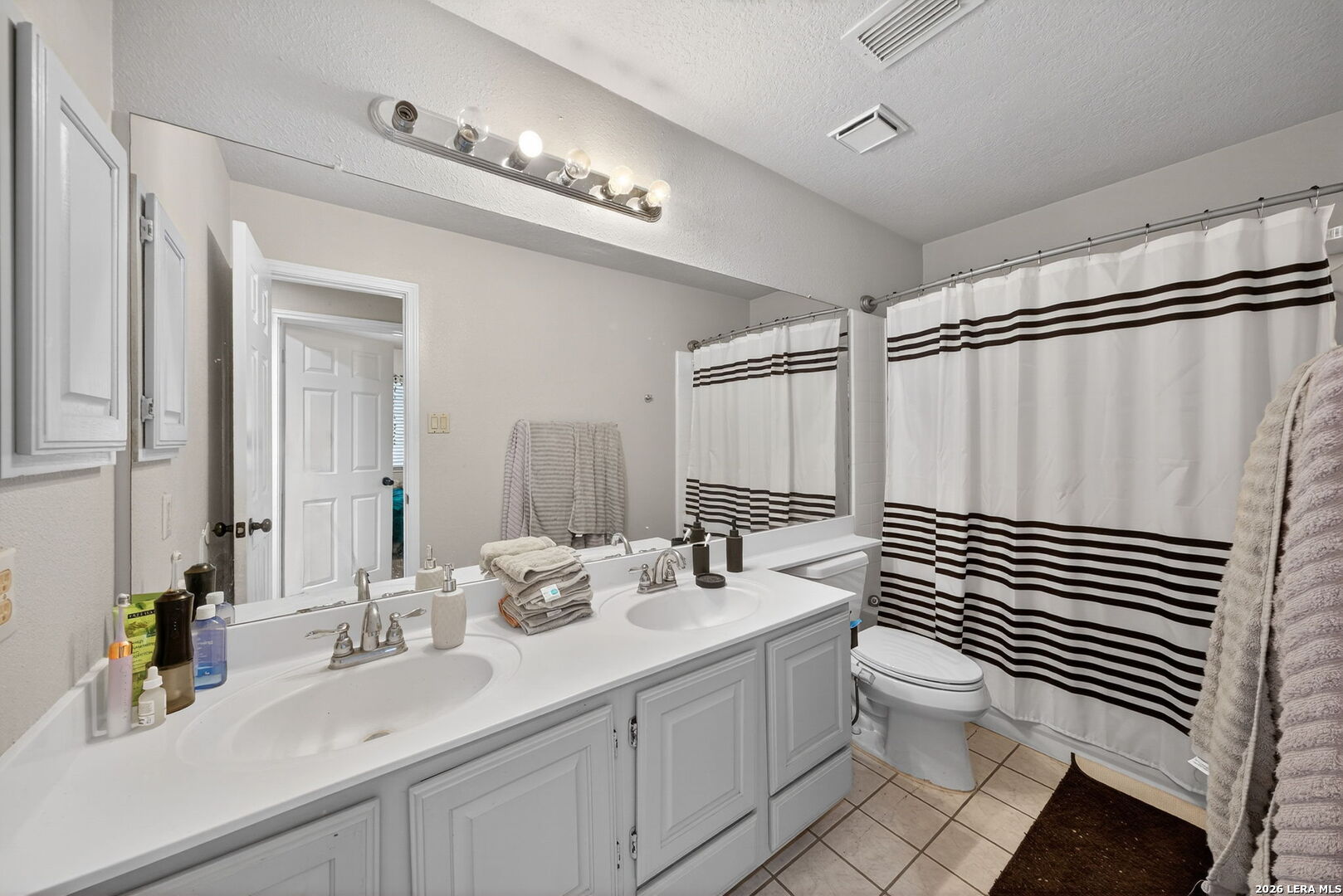 1822 Kingsbridge San Antonio TX 78253