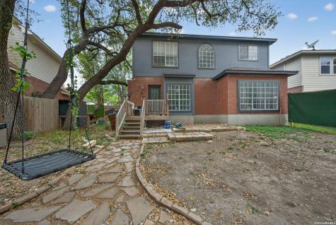 1822 Kingsbridge San Antonio TX 78253