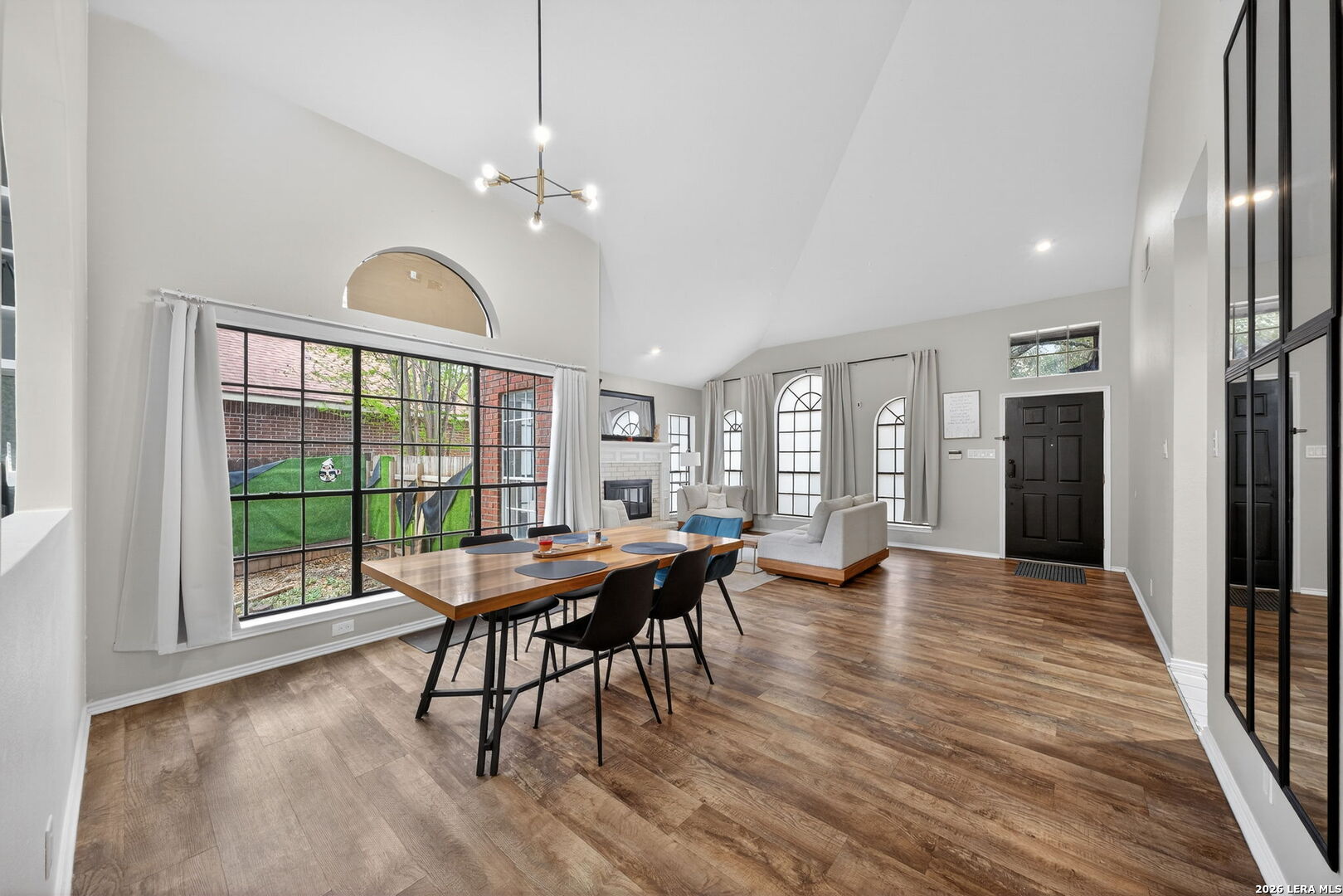 1822 Kingsbridge San Antonio TX 78253