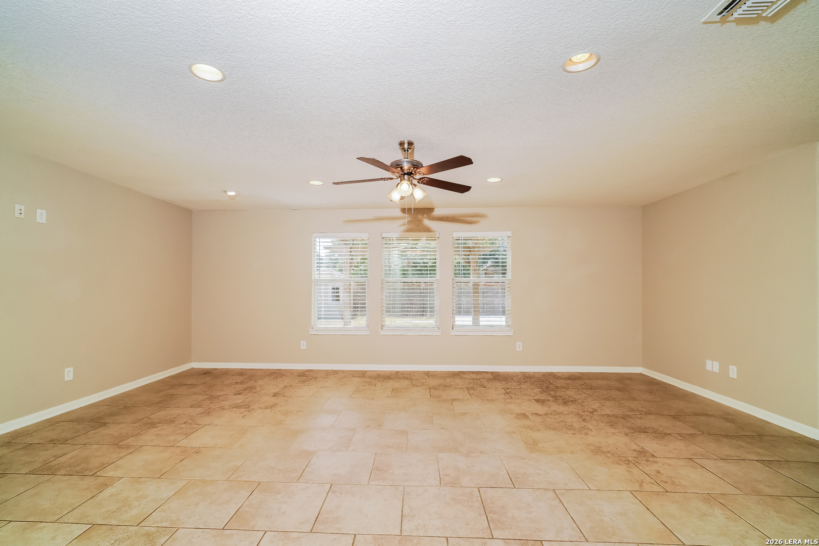 5646 Southern Oaks San Antonio TX 78261
