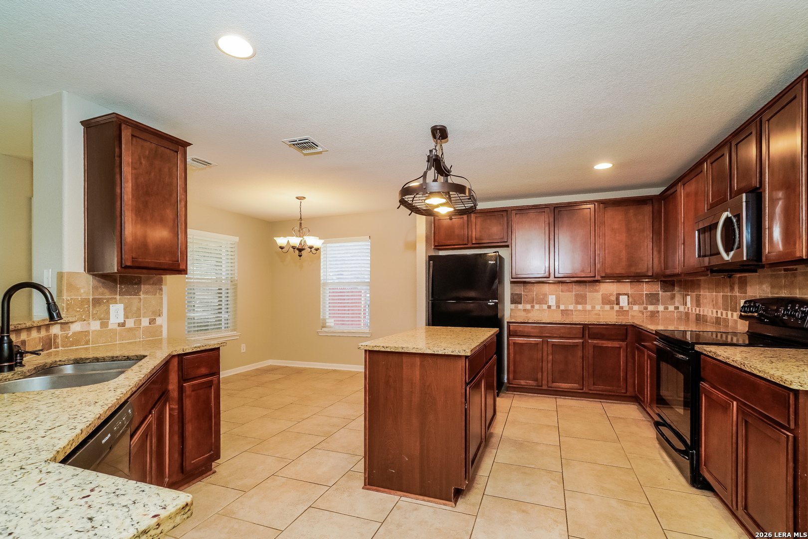 5646 Southern Oaks San Antonio TX 78261