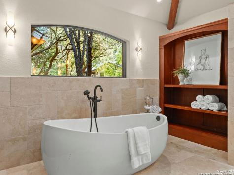 5 Ashin Way Hill Country Village TX 78232