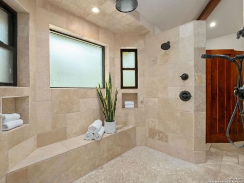 5 Ashin Way Hill Country Village TX 78232