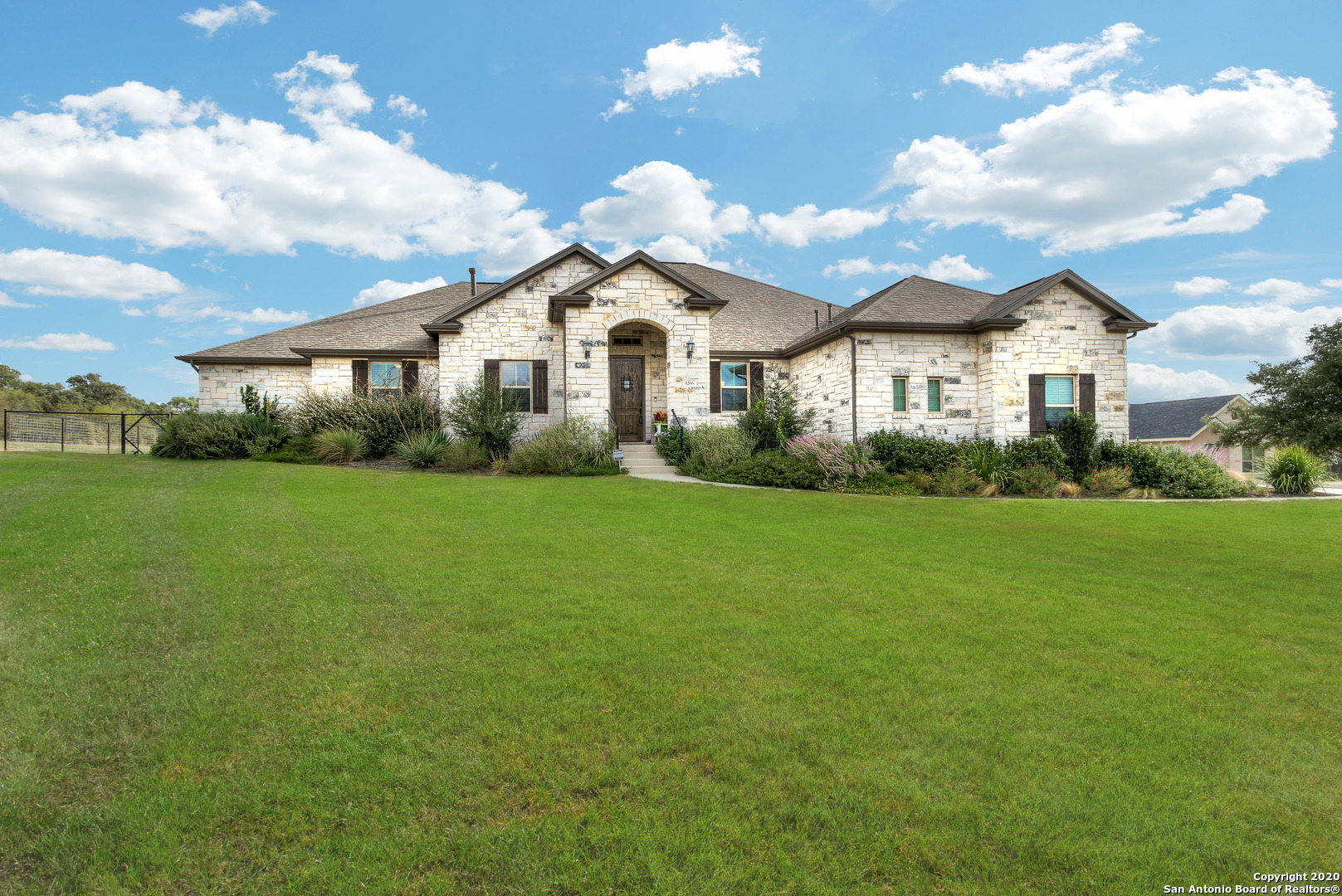 1266 Magnum New Braunfels TX 78132