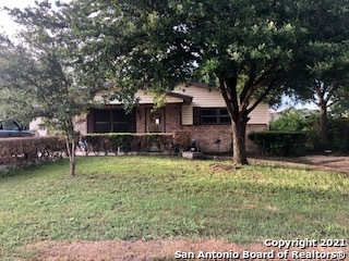 1120 Spruce Street Seguin TX 78155