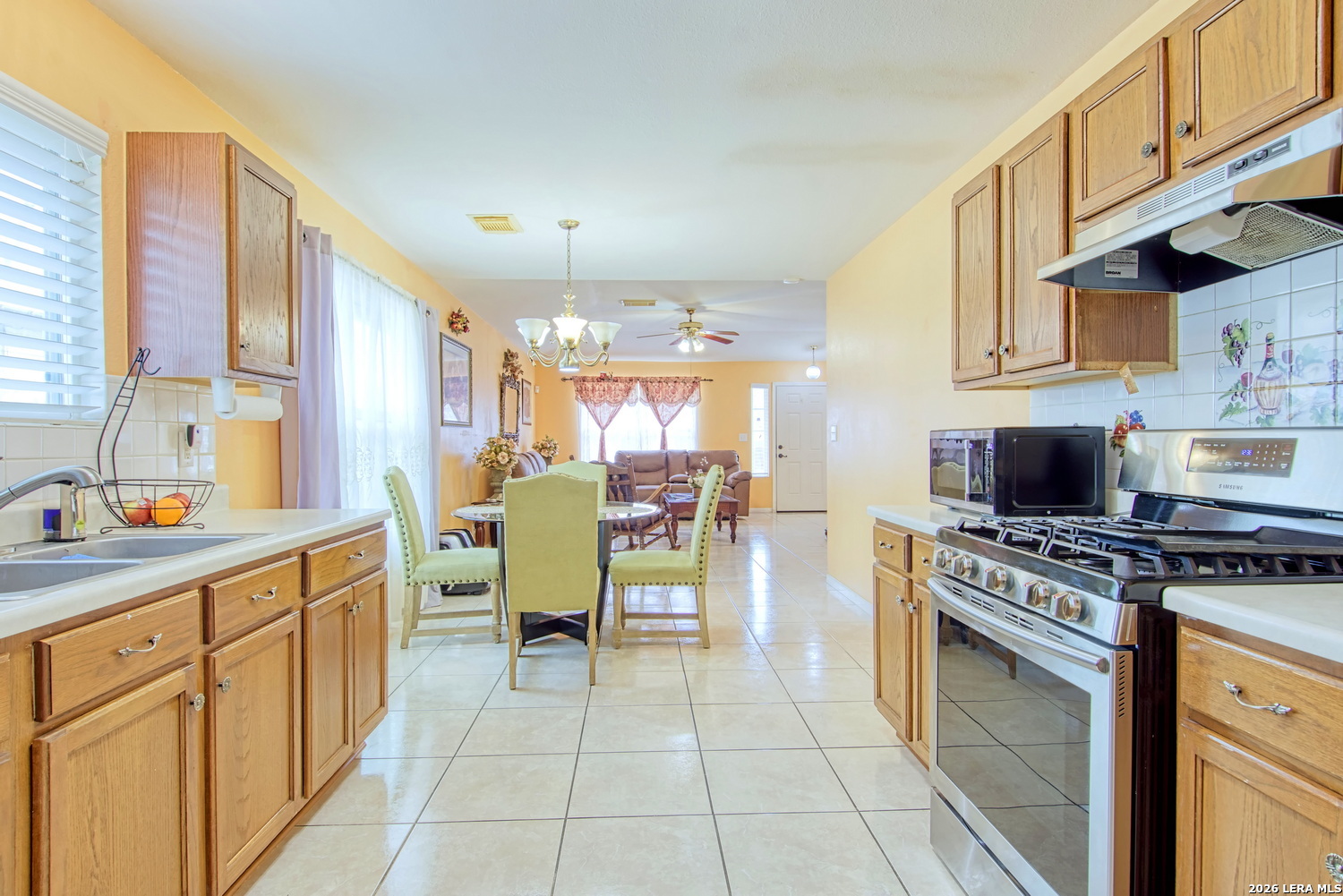 1523 Melissa Sue San Antonio TX 78228