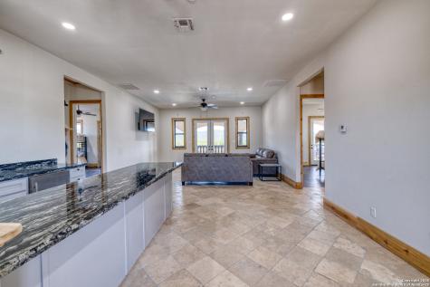 1747 Mountain Valley Concan TX 78838