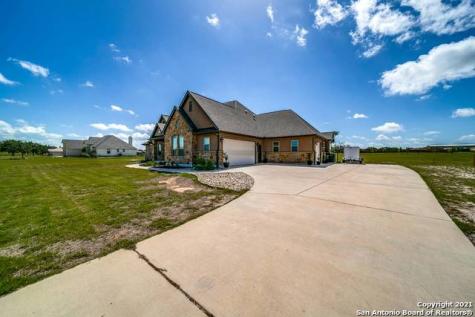 196 Abrego Lake Drive Floresville TX 78114