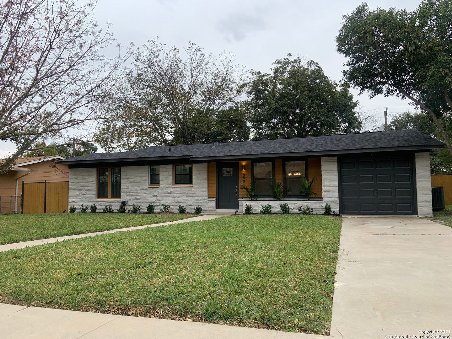 458 Maplewood Lane San Antonio TX 78216