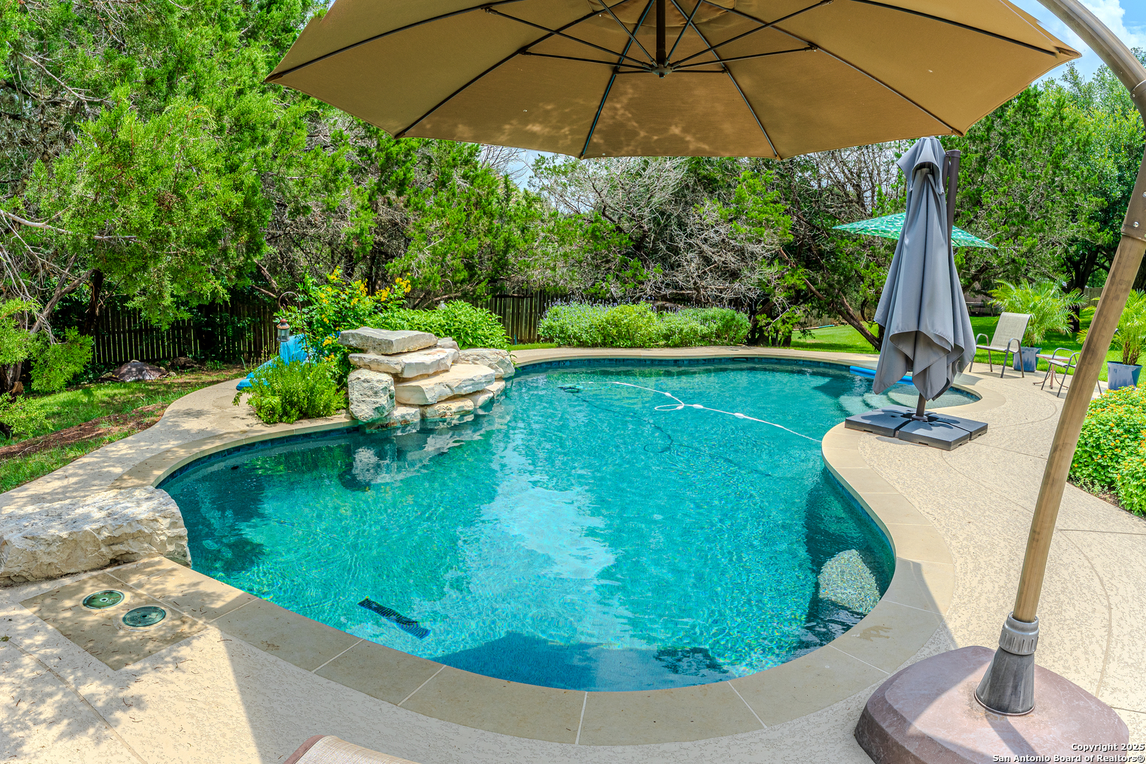26026 Oak Nest Lane San Antonio TX 78255