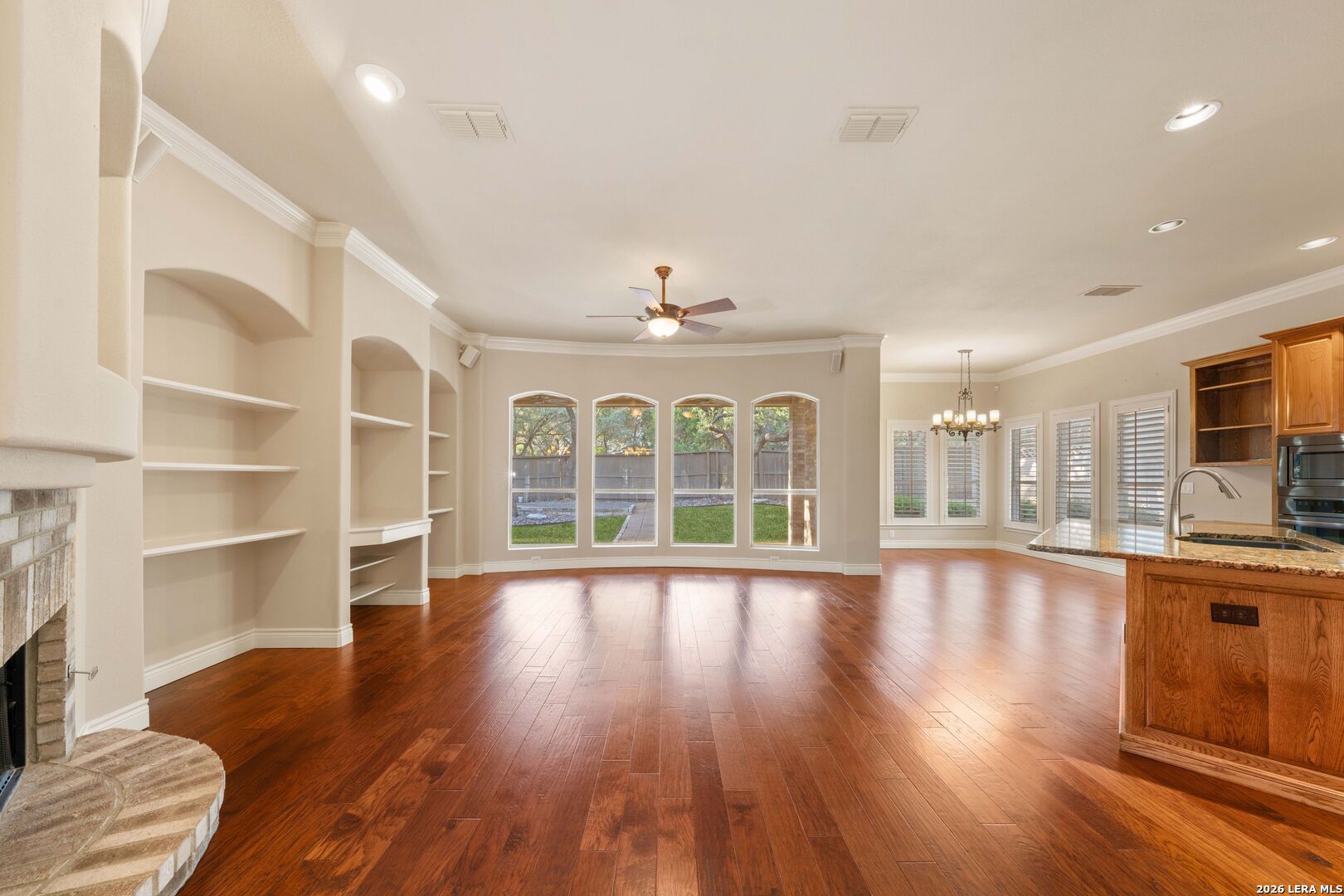 1711 Sandringham San Antonio TX 78258