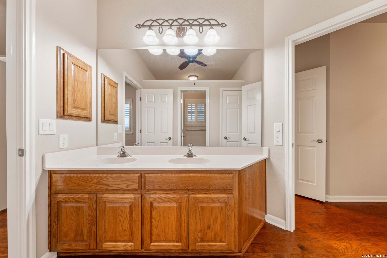 1711 Sandringham San Antonio TX 78258