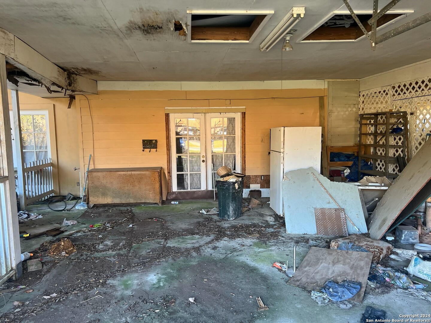 184 County Road 4188 Orange TX 77632