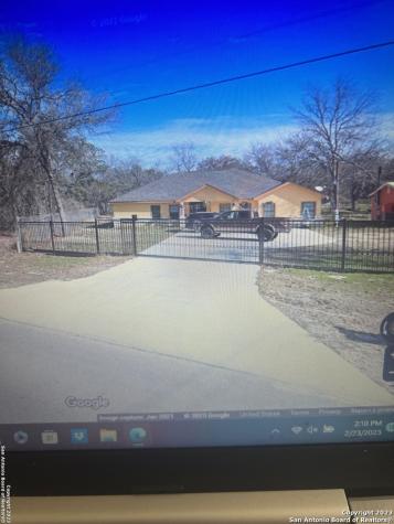 3731 New Mathis Road Elmendorf TX 78112
