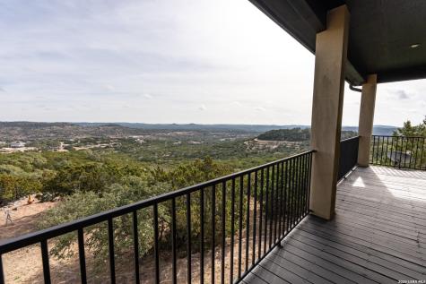 285 Timberhill Pipe Creek TX 78063