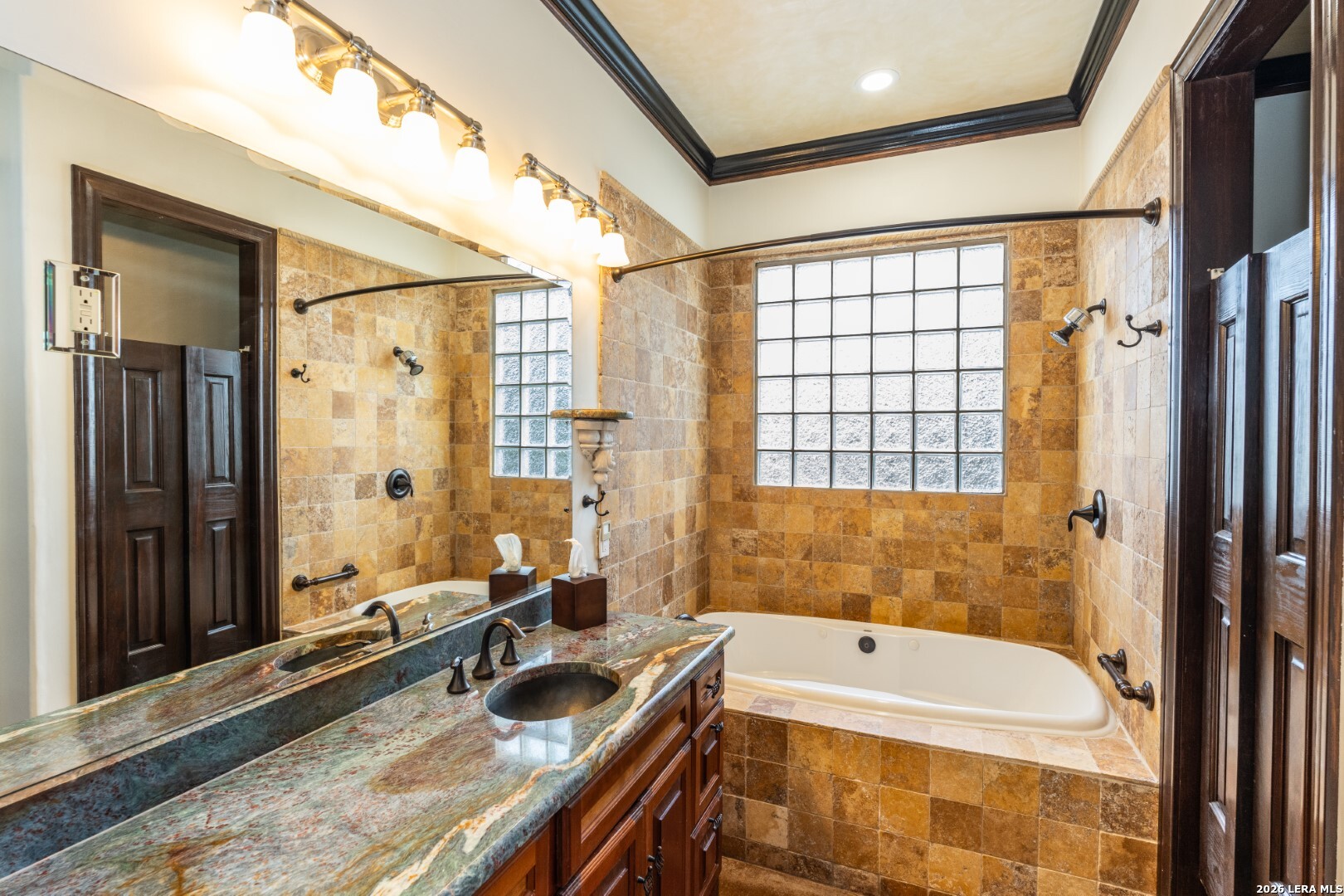 285 Timberhill Pipe Creek TX 78063