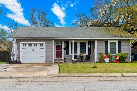 603 N Lewis Avenue Kerrville TX 78028