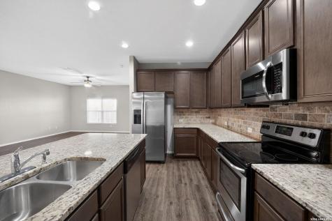 7107 Capricorn Way Converse TX 78109